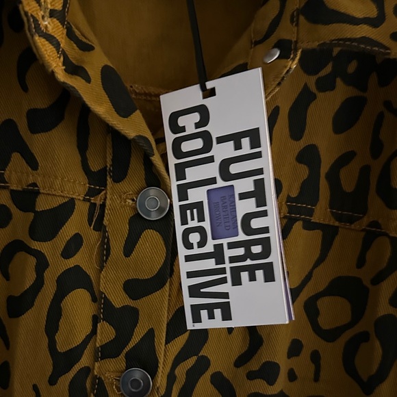 Future collective Leopard-Print Shirt Dress - Picture 5 of 11